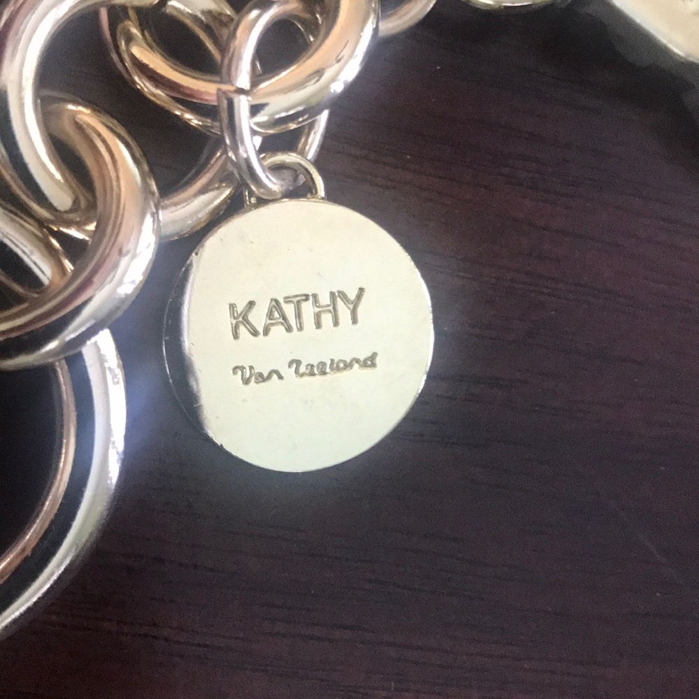 Kathy Keychain - Picture 3 of 3